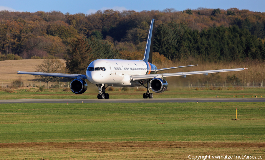 Titan Airways Boeing 757-256 (G-ZAPX) | Photo 195775