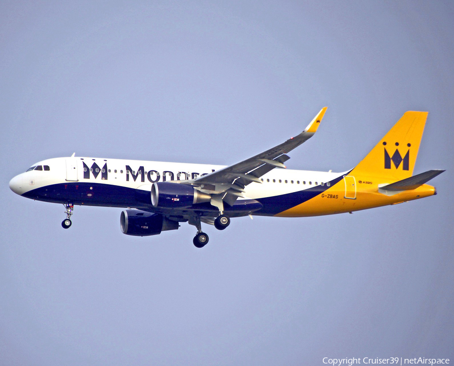 Monarch Airlines Airbus A320-214 (G-ZBAS) | Photo 237153