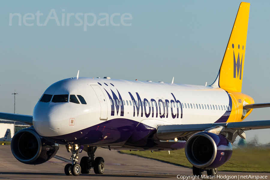 Monarch Airlines Airbus A320-214 (G-ZBAT) | Photo 106030