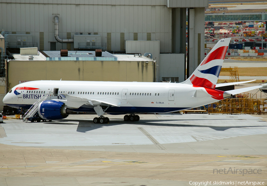 British Airways Boeing 787-8 Dreamliner (G-ZBJA) | Photo 29637