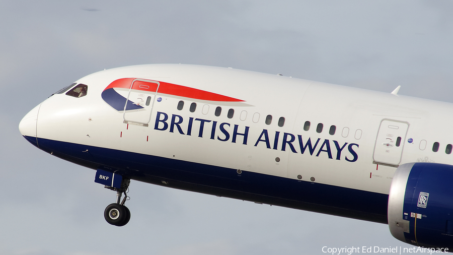 British Airways Boeing 787-9 Dreamliner (G-ZBKF) | Photo 265496