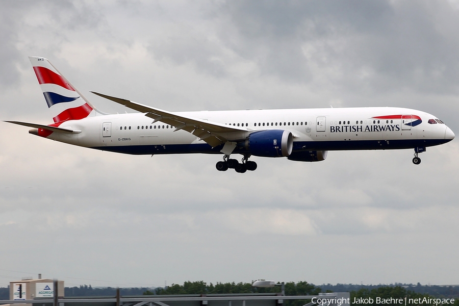 British Airways Boeing 787-9 Dreamliner (G-ZBKG) | Photo 185553