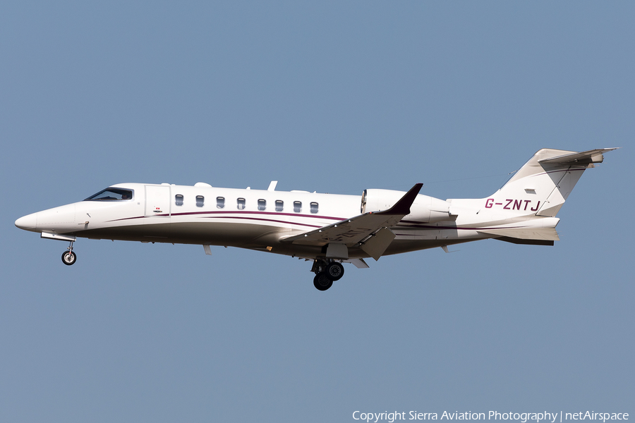 Zenith Aviation (UK) Bombardier Learjet 75 (G-ZNTJ) | Photo 502348