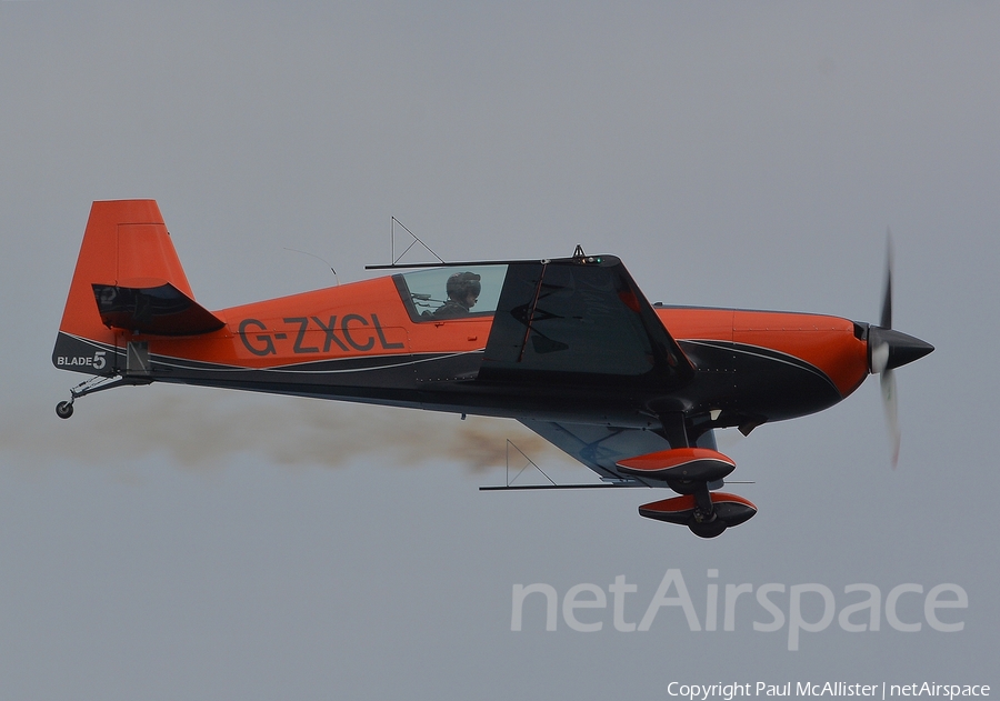 The Blades Extra EA-300L (G-ZXCL) | Photo 314490