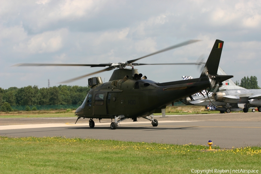 Belgian Air Force Agusta A109BA (H30) | Photo 564080