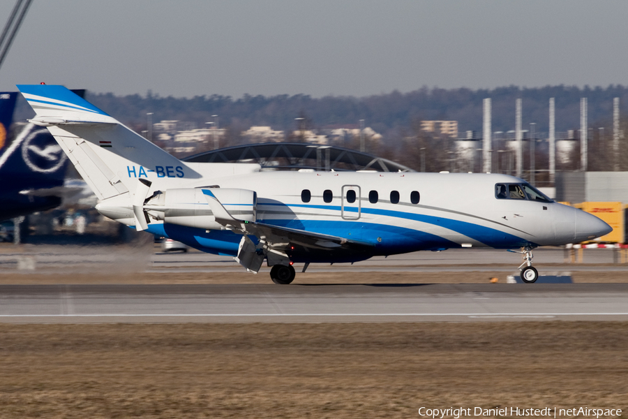 (Private) Raytheon Hawker 800XP (HA-BES) | Photo 417057