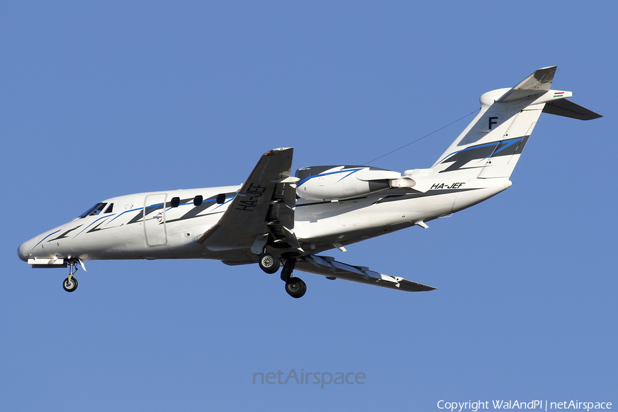Jet-Stream Air Cessna 650 Citation VI (HA-JEF) | Photo 600734