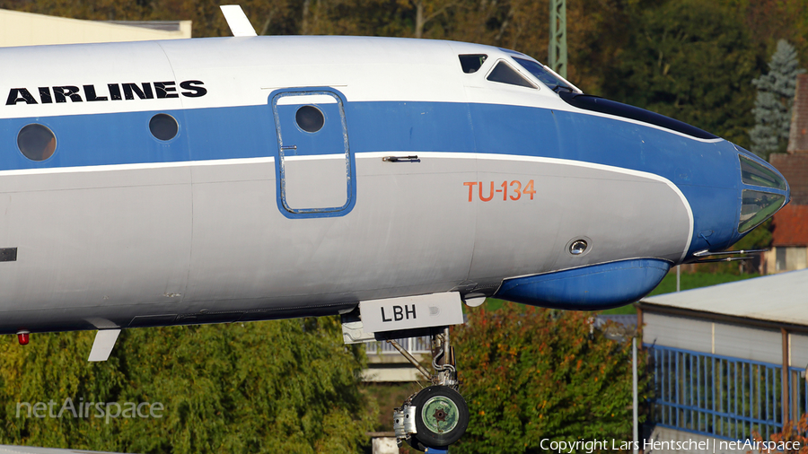 Malev Hungarian Airlines Tupolev Tu-134 (HA-LBH) | Photo 194935