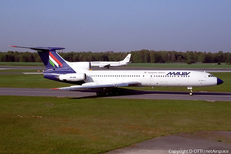 Malev Hungarian Airlines Tupolev Tu-154B-2 (HA-LCO) | Photo 142428