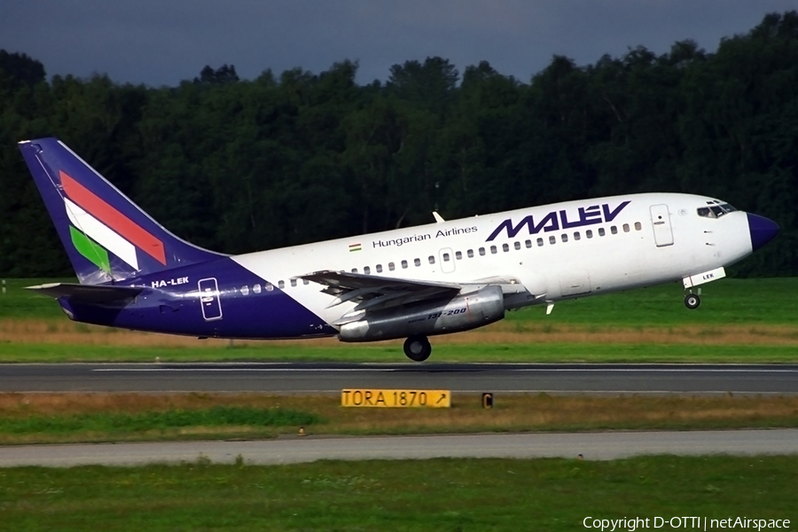 Malev Hungarian Airlines Boeing 737-2K9(Adv) (HA-LEK) | Photo 260805