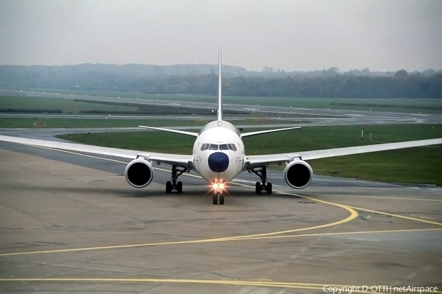 Malev Hungarian Airlines Boeing 767-27G(ER) (HA-LHB) | Photo 252390