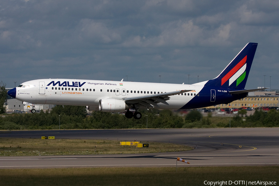 Malev Hungarian Airlines Boeing 737-8Q8 (HA-LOH) | Photo 267265
