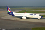 Malev Hungarian Airlines Boeing 737-8Q8 (HA-LOH) at  Hamburg - Fuhlsbuettel (Helmut Schmidt), Germany