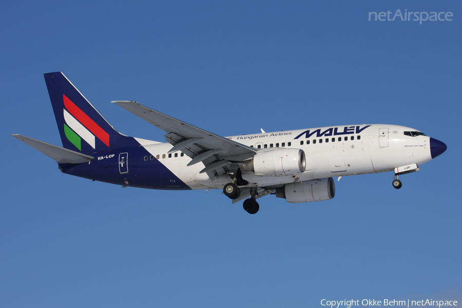Malev Hungarian Airlines Boeing 737-7Q8 (HA-LOP) | Photo 38749