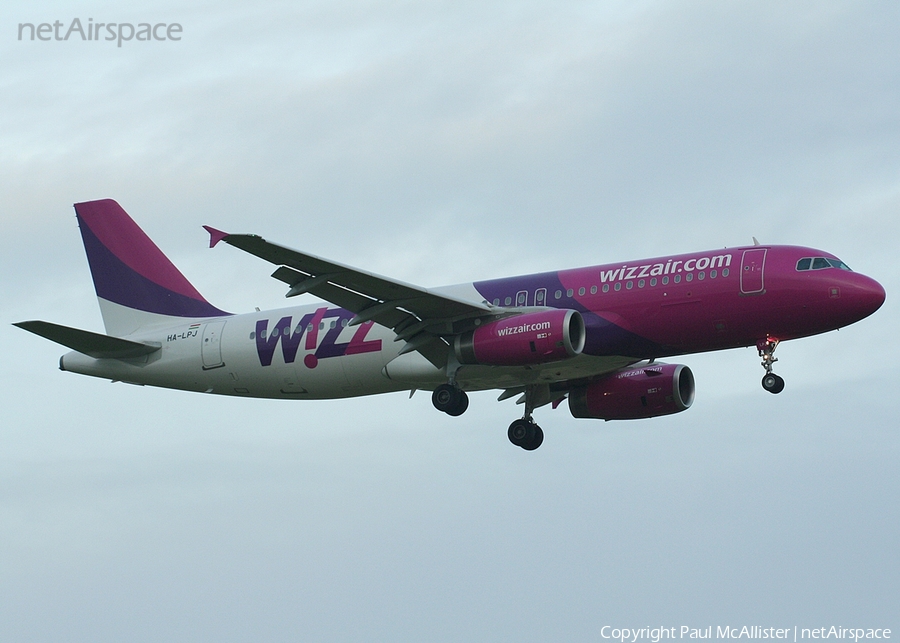 Wizz Air Airbus A320-232 (HA-LPJ) | Photo 15695