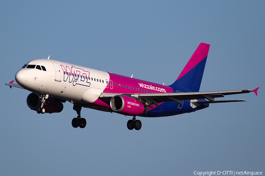 Wizz Air Airbus A320-232 (HA-LPJ) | Photo 368384