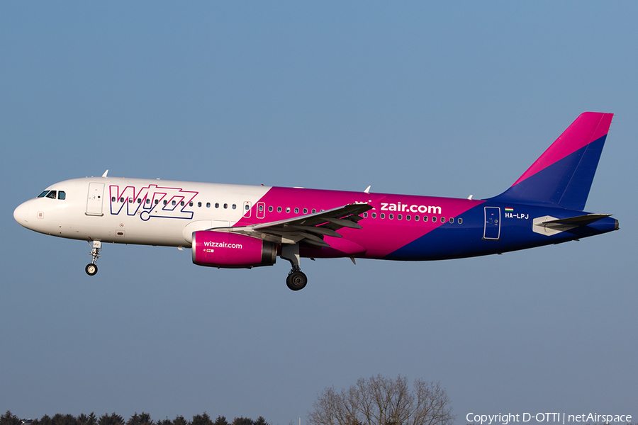 Wizz Air Airbus A320-232 (HA-LPJ) | Photo 368385