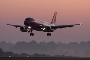 Wizz Air Airbus A320-232 (HA-LPJ) at  London - Luton, United Kingdom