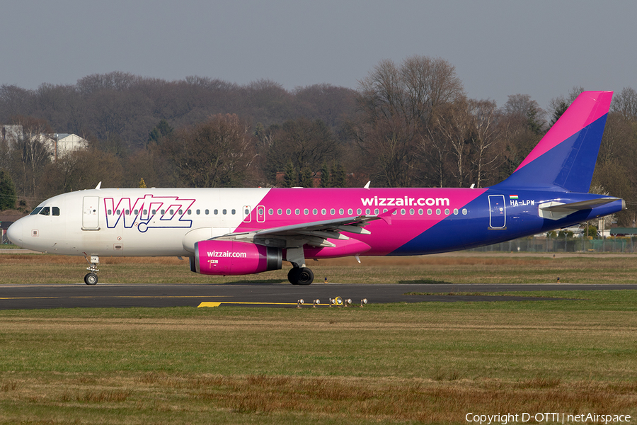 Wizz Air Airbus A320-232 (HA-LPW) | Photo 236783