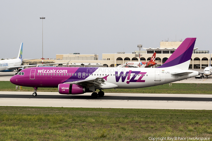 Wizz Air Airbus A320-232 (HA-LPX) | Photo 88124