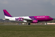 Wizz Air Airbus A320-232 (HA-LPY) at  London - Luton, United Kingdom