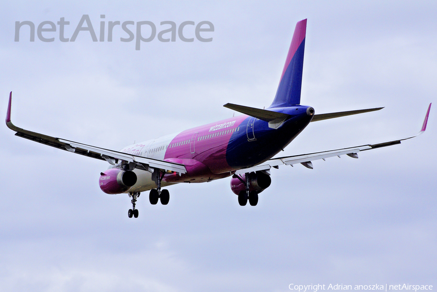 Wizz Air Airbus A321-231 (HA-LTB) | Photo 399387