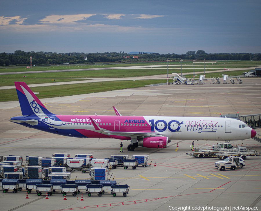 Wizz Air Airbus A321-231 (HA-LTD) | Photo 577724