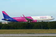 Wizz Air Airbus A321-231 (HA-LTE) at  Budapest - Ferihegy International, Hungary