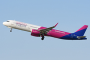 Wizz Air Airbus A321-231 (HA-LTF) at  Warsaw - Frederic Chopin International, Poland