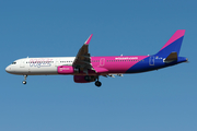 Wizz Air Airbus A321-231 (HA-LTH) at  Budapest - Ferihegy International, Hungary