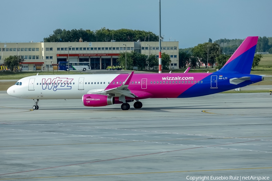 Wizz Air Airbus A321-231 (HA-LTI) | Photo 448939