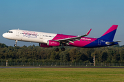 Wizz Air Airbus A321-231 (HA-LTI) at  Hamburg - Fuhlsbuettel (Helmut Schmidt), Germany