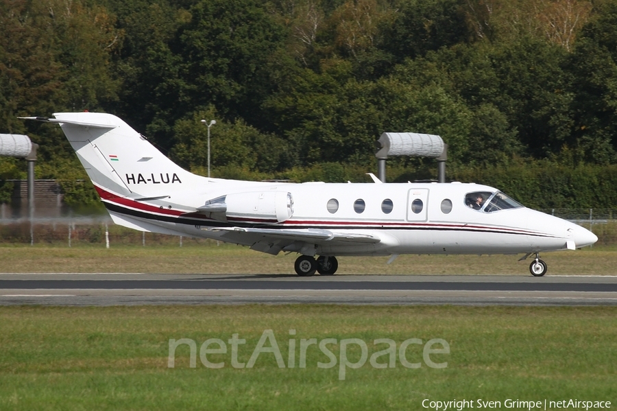 Fly Coop Raytheon Hawker 400XP (HA-LUA) | Photo 528599