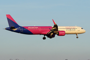 Wizz Air Airbus A321-271NX (HA-LVF) at  Budapest - Ferihegy International, Hungary