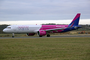 Wizz Air Airbus A321-271NX (HA-LVF) at  London - Luton, United Kingdom
