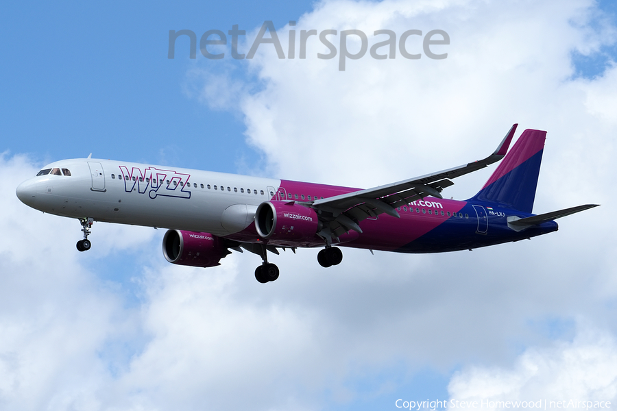 Wizz Air Airbus A321-271NX (HA-LVJ) | Photo 535107