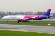 Wizz Air Airbus A321-271NX (HA-LVN) at  Warsaw - Frederic Chopin International, Poland