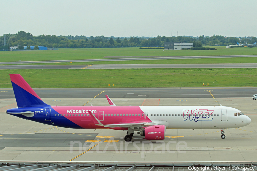 Wizz Air Airbus A321-271NX (HA-LVN) | Photo 526813