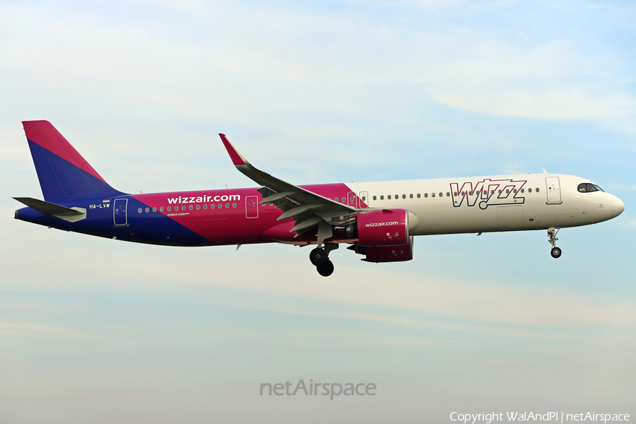 Wizz Air Airbus A321-271NX (HA-LVW) | Photo 482023