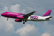 Wizz Air Airbus A320-232 (HA-LWA) at  Hamburg - Fuhlsbuettel (Helmut Schmidt), Germany