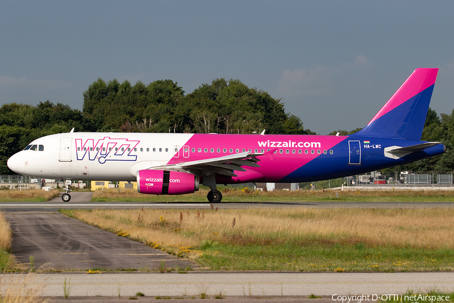 Wizz Air Airbus A320-232 (HA-LWC) | Photo 395676