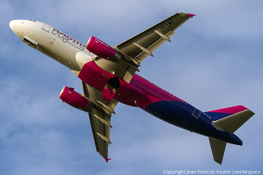 Wizz Air Airbus A320-232 (HA-LWC) | Photo 181004
