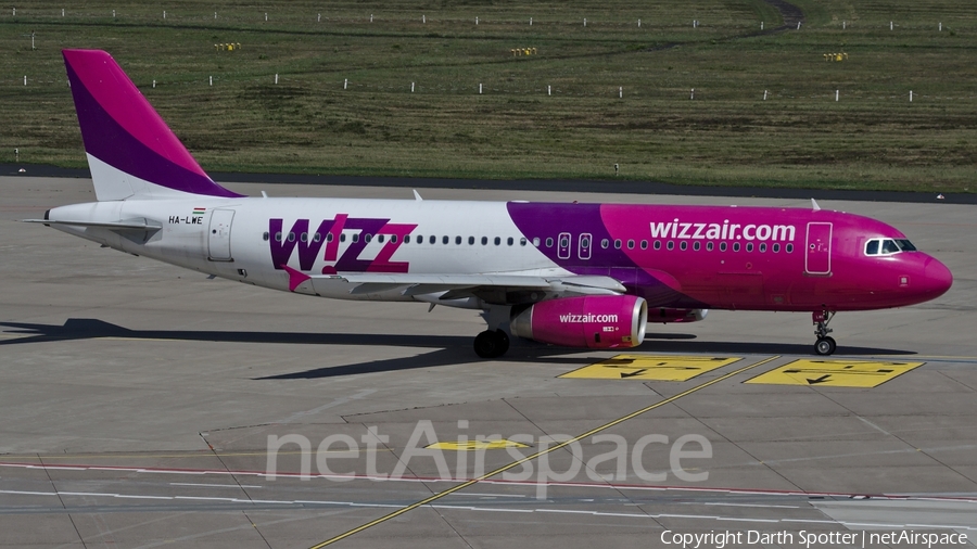 Wizz Air Airbus A320-232 (HA-LWE) | Photo 231611