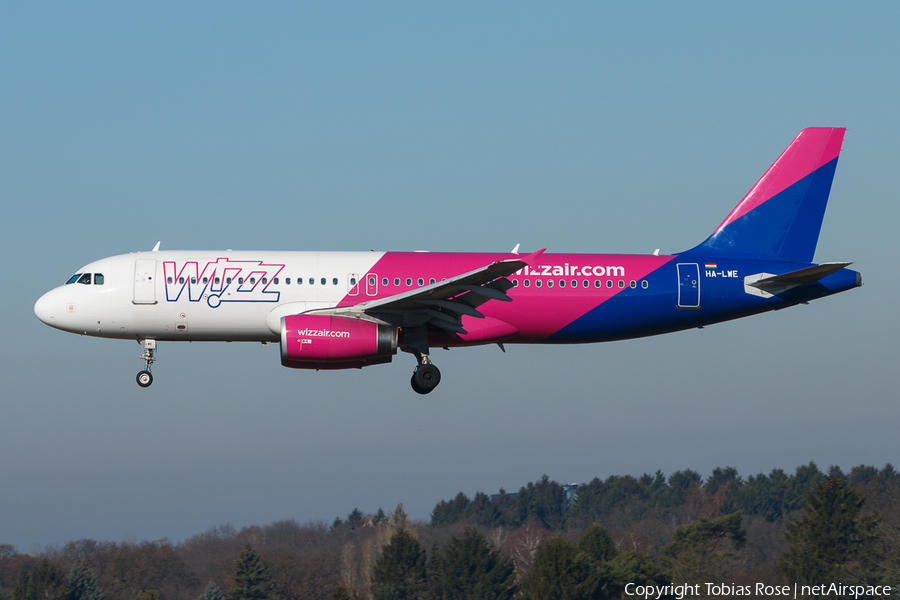 Wizz Air Airbus A320-232 (HA-LWE) | Photo 298521