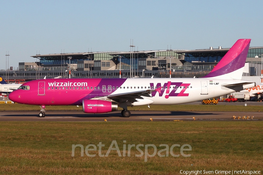 Wizz Air Airbus A320-232 (HA-LWF) | Photo 133022