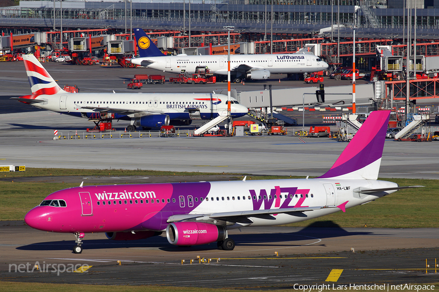 Wizz Air Airbus A320-232 (HA-LWF) | Photo 133031