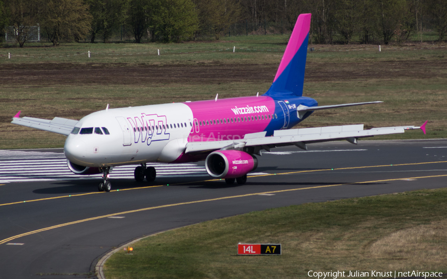 Wizz Air Airbus A320-232 (HA-LWG) | Photo 105900