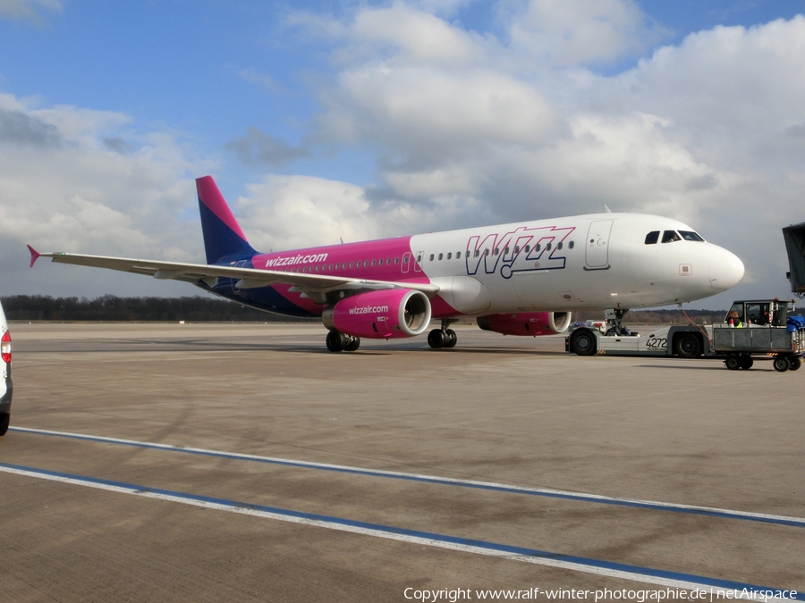 Wizz Air Airbus A320-232 (HA-LWG) | Photo 357297