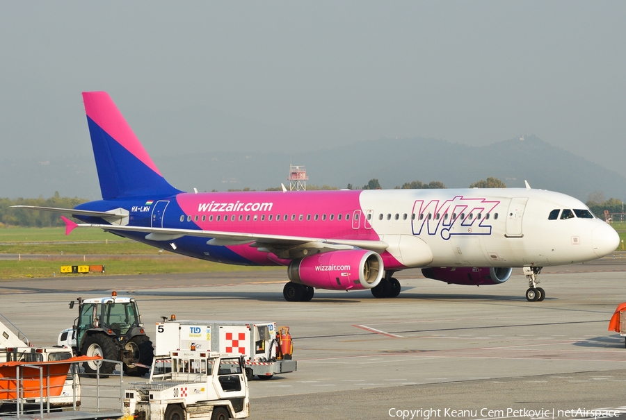 Wizz Air Airbus A320-232 (HA-LWH) | Photo 207711