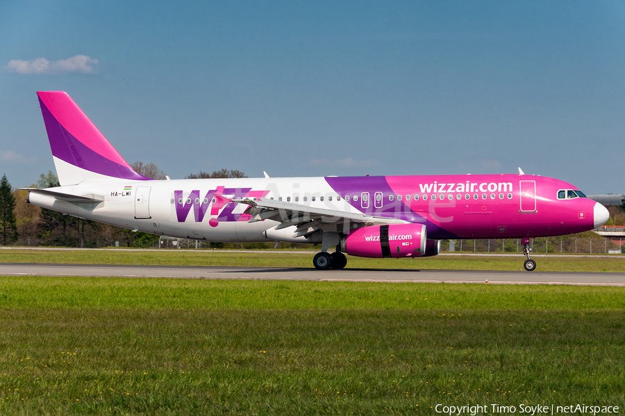 Wizz Air Airbus A320-232 (HA-LWI) | Photo 107001